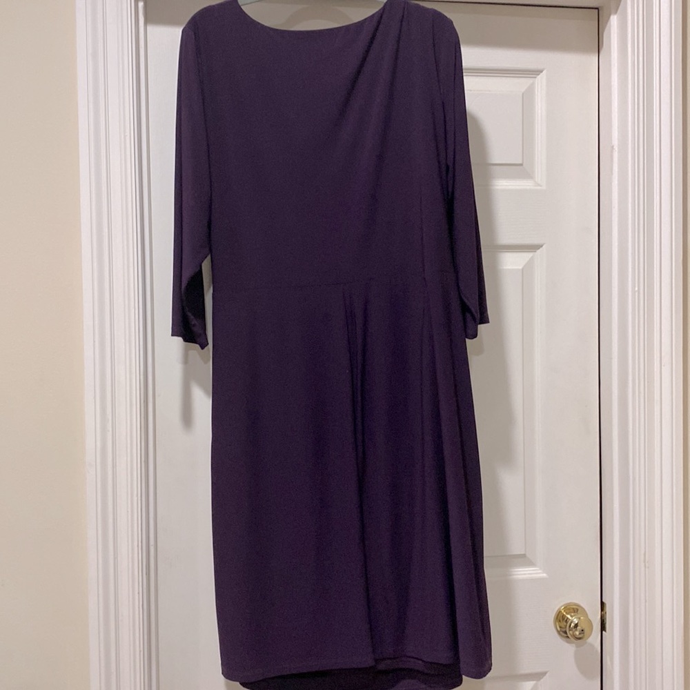 Dress - Picture 3 of 3